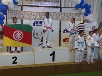 Nauana tem apenas 11 anos 