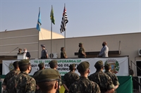 Autoridades civis e militares de Votuporanga participaram da solenidade (Foto: A Cidade)