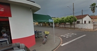 O ladrão roubou aproximadamente R$ 400 do estabelecimento comercial (Foto: Reprodução)