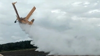 As asas quebraram e o avião caiu, mas votuporanguense conseguiu sobreviver (Foto: Reprodução redes sociais)