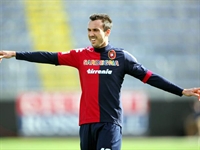 Thiago Ribeiro estava no Cagliari (ITA); ele é o terceiro reforço do Peixe