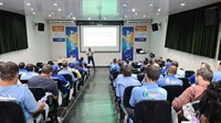As palestras foram ministradas por Luciano Muchiotti, que é coach, psicólogo e técnico em segurança no trabalho; e Marcos Pelaio – gestor ambiental e técnico em segurança no trabalho (Foto: Prefeitura de Votuporanga)