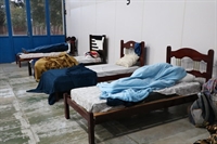 O acolhimento provisório de moradores de rua em duas salas multiuso no CSU (Centro Social Urbano) nesses dias e noites mais frias segue até domingo (1º)