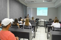 Os estudantes também aproveitaram a oportunidade para esclarecer dúvidas sobre a atuação profissional e algumas questões práticas importantes relacionadas às responsabilidades técnicas e aos honorários