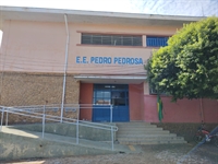  A escola Pedro Pedrosa, em Nhandeara, pode aderir ao modelo cívico-militar (Foto: Diretoria de Ensino) 