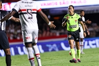 Árbitra Fifa e principal nome da arbitragem feminina no país ministra palestra em Votuporanga