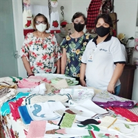 O grupo destinou guardanapos, tapetes, toalhas de mesa, caminhos e muito mais (Santa Casa de Votuporanga)