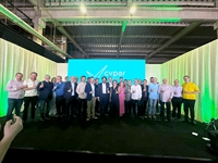 Empresários e lideranças brindam à retomada das obras do Votuporanga Shopping (Foto: A Cidade)