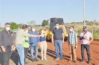 Seba pediu ao deputado Geninho a destinação de R$ 1,5 milhão para realizar parte da obra de revitalização da Avenida Emílio Arroyo Hernandes (Foto: A Cidade)