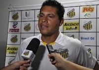 Elio Sizenando acabou demitido do Tigre