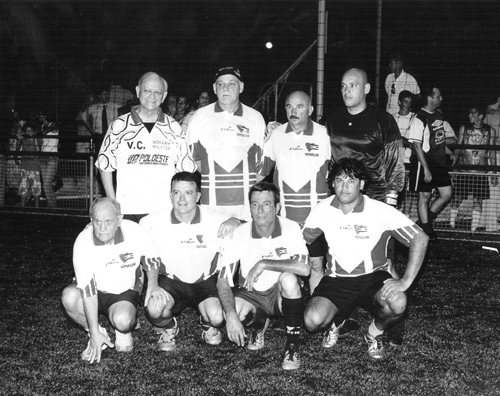 Futebol society - Em 26 de janeiro de 2006, a antiga quadra de esportes do Votuporanga Clube ganhou gramado sintético e transformou-se num mini-campo de futebol society. Para a partida inaugural, o Votuclube mandou a campo este time: De pé - dr. Joaquim Figueira da Costa, Pedro Celso Scaraneli, Cícero Batista de Araújo e  Adalberto Brandão Gonçalves. Agacha-dos: Jaime Alvares Gil, José Ricardo Rodrigues da Cunha (Mineiro), Geraldo Butarello e Edson Ribeiro de Souza.