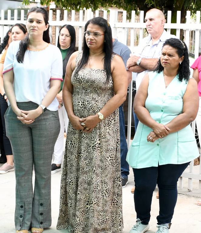 Hoje é um dia de muita alegria e festa, para a jovem Camila Malaquias que completa mais um ano de vida nesta quinta-feira (13). Parabéns a feliz aniversariante desejamos que você tenha um dia lindo e que este aniversário seja especial, dando início a um ano de vida maravilhoso. Feliz dia e feliz idade nova!