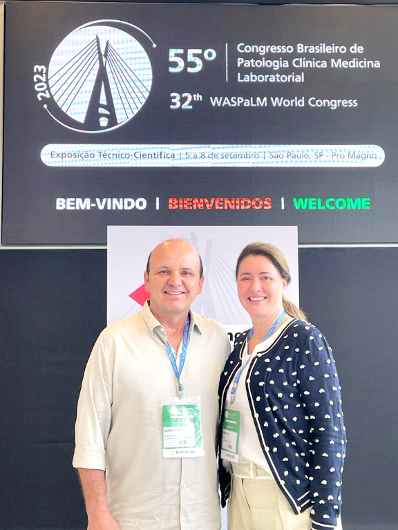 Em semana de muito trabalho e atualização profissional, o casal, Dr. Vladimir Menezes Alves e Dra. Susane Alair Guerra Alves participou em São Paulo, do 55º Congresso Brasileiro de Patologia Clínica Medicina Laboratorial.