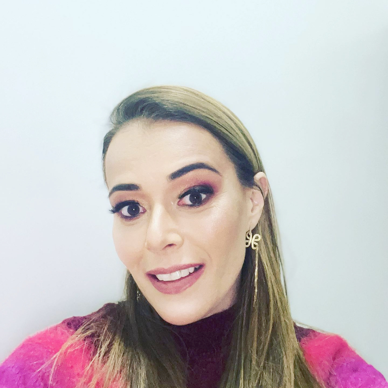 O domingo começa festivo para Lisa Pignatari, que celebra mais um aniversário com muita alegria e saúde. A data será de comemorações e cumprimentos que receberá de seus amigos e familiares. Parabéns por mais um ano de vida! Muita saúde, felicidades e positividade sempre.