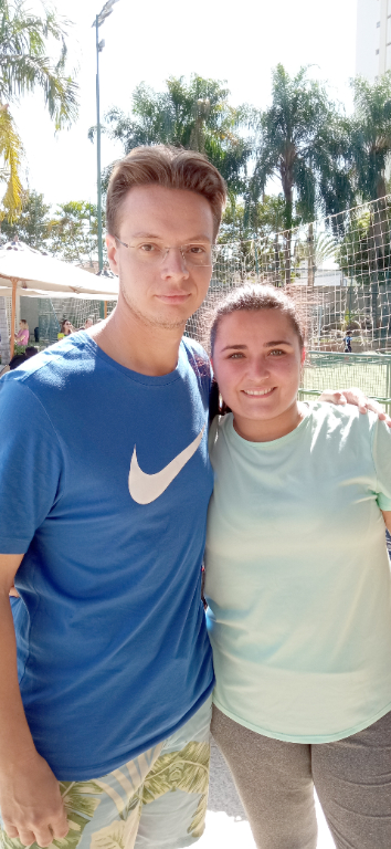 Pedro Pignatari prestigiando e incentivando sua esposa Josimara, que participou do I Campeonato Open Protege de Beach Tennis ocorrido no VotuClube no final de semana que passou. O incentivo valeu, pois Josimara subiu ao pódio