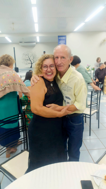 No Jantar da UDEMO foi cantado o tradicional “Parabéns a você” para Valdemar Moreti, que completou idade nova no último dia 11