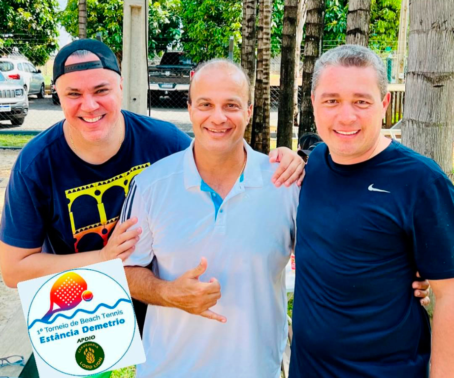 Marcelo Augusto Demonsthenes Branco, Richard Marão e Murilo Rodero prestigiando o I Torneio de Beach Tennis Estância Demétrio ocorrido no último final de semana em Votuporanga