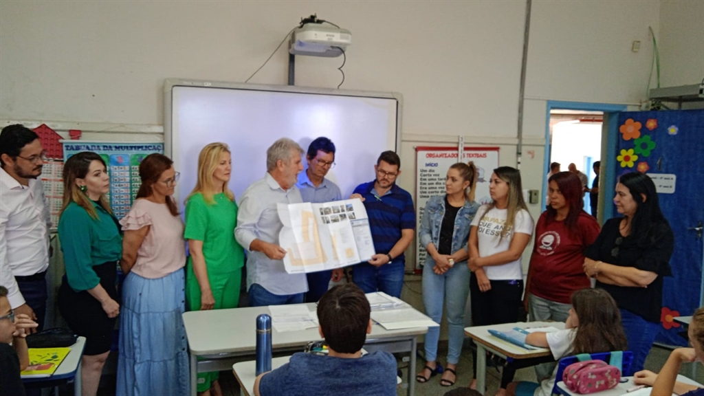 Seba Faz Visita E Assina A Ordem De Serviço Para A Reforma Da Escola Faustino Pedroso Jornal A 6528