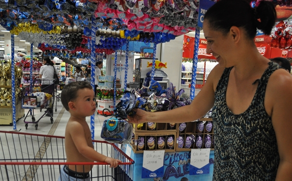 Ovos de Páscoa estão mais caros e menores
