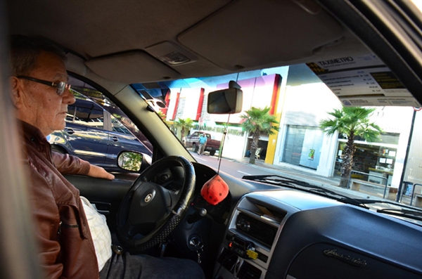 Taxi até o Carnaval deve custar cerca de R$ 40