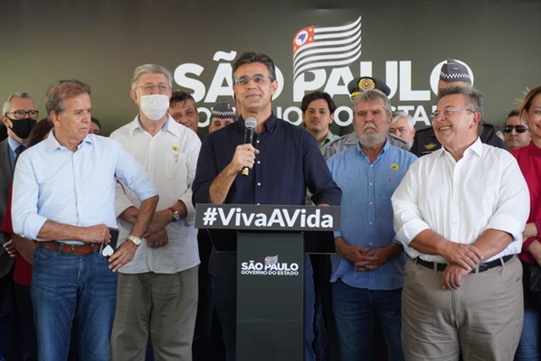 O evento foi conduzido pelo governador Rodrigo Garcia e contou com a presença de diversas autoridades regionais e estadual (Foto: Divulgação)