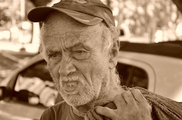 PM prende ladrão acusado de agredir idoso Caíca