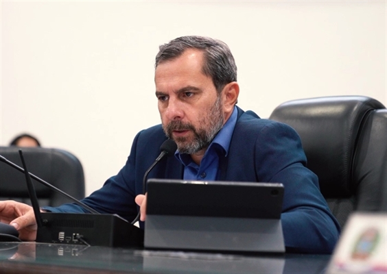 Daniel David cumpre seu último semestre como presidente da Câmara aproveitando uma conquista que tem todas as suas digitais: a TV Câmara. (Foto: Acessoria)