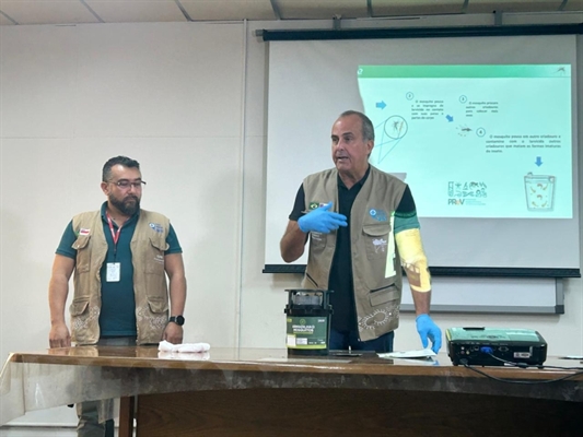 Tecnologia foi apresentada por técnicos da Fiocruz a lideranças de saúde de Votuporanga e da região durante encontro em Rio Preto (Foto: Prefeitura de Votuporanga)