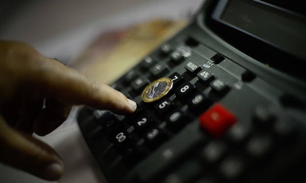 Criada em 2019 e em vigor desde 2020, essa modalidade permite a retirada de parte do saldo de qualquer conta ativa ou inativa do fundo a cada ano, no mês de aniversário (Foto: Marcello Casal Jr/Agência Brasil)