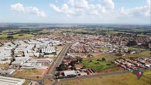 A cidade, que começou como uma pequena vila agrícola (Jacilândia), se transformou em um importante polo agroindustrial  (Foto: Reprodução)