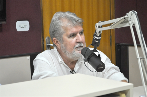 Prefeito Jorge Seba satisfeito com o “pacote de obras” que contempla Votuporanga. (Foto:A Cidade )