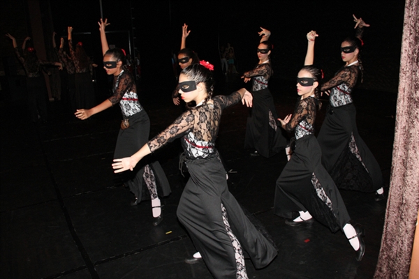 Escola de dança promove curso de férias