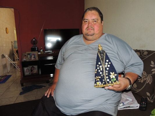 Vítima relata desespero após 10h em carro capotado