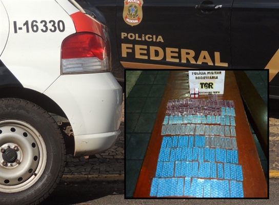 Mulher escoltada pela PF foi  presa com 1561 comprimidos