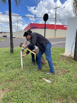 Serão três etapas com R$4,5 milhões de recursos; na primeira foi feito o estaqueamento para demarcações (Foto: Prefeitura de Votuporanga)