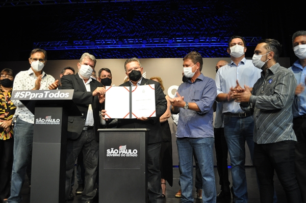 Carlão liberou R$ 2 milhões para a construção de um Parque de Energia Solar para atender entidades de Votuporanga  (Foto: A Cidade)