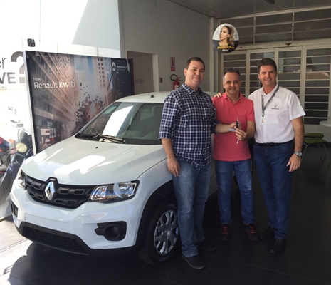 Ville Hotel Gramadão doa carro para Santa Casa (Foto: Divulgação/Santa Casa)