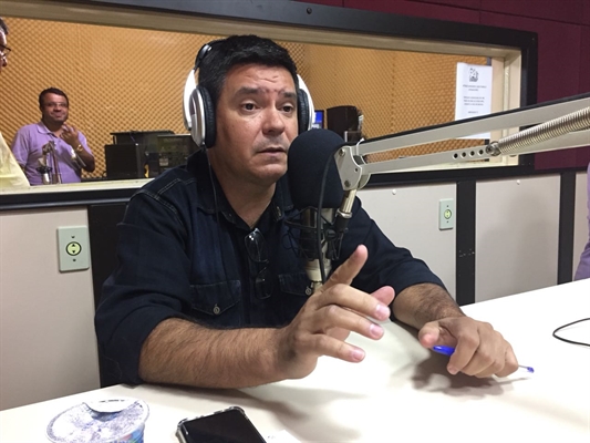 Marcelo Mello, diretor da Votuporanguense, foi o entrevistado de ontem na Cidade FM (Foto: A Cidade)