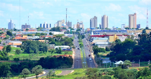 A maioria dos estabelecimentos permanece fechado hoje, feriado nacional do Dia de Finados (Foto: Prefeitura de Votuporanga)