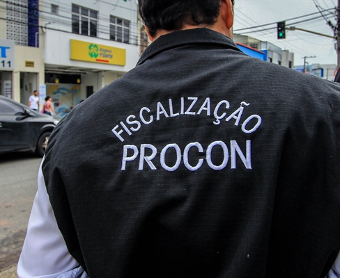 O vereador Rodrigo Beleza sugeriu mais fiscalização nas agências bancárias de Votuporanga na sessão de anteontem (Pei Fon/Secom)