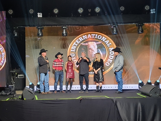 O lançamento aconteceu no Centro de Eventos Ilha do Pescador (Foto: A Cidade)