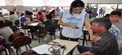 Alunos de Medicina promovem mutirão em Votuporanga