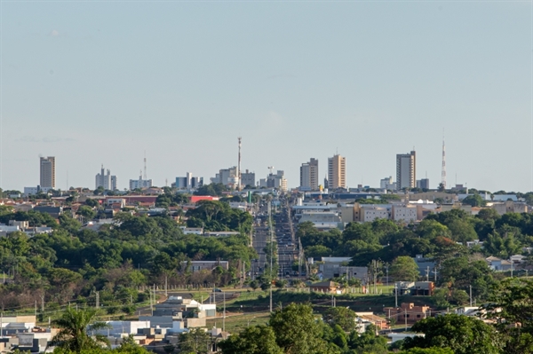 Os carnês do IPTU 2025 começam a chegar nas casas dos contribuintes no fim do mês, com vencimento para março (Foto: Prefeitura de Votuporanga)