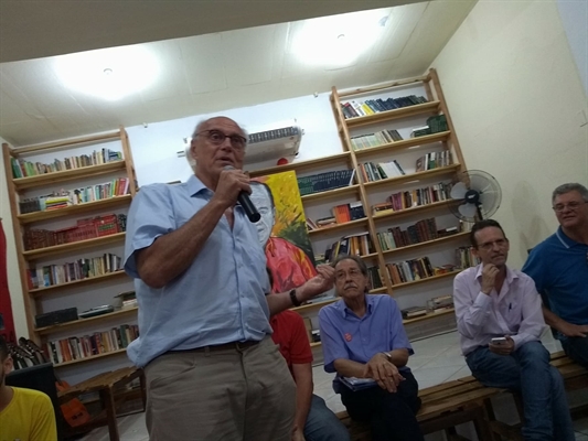 Eduardo Suplicy esteve no encontro de pré-candidatos realizado em São José do Rio Preto