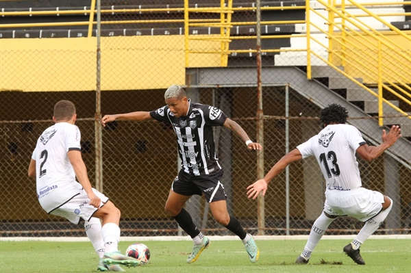 O time recebe nesta quarta-feira (8) a equipe do Desportivo Brasil, às 15h, na Arena Plínio Marin com transmissão exclusiva da Cidade FM (Foto: Rafael Bento/CAV)