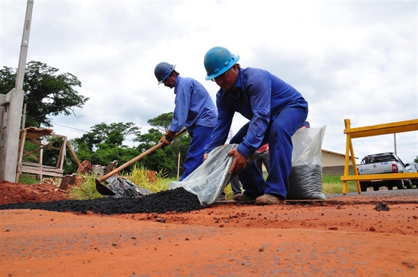 Tapa-buraco em obras da Saev Ambiental ganha agilidade