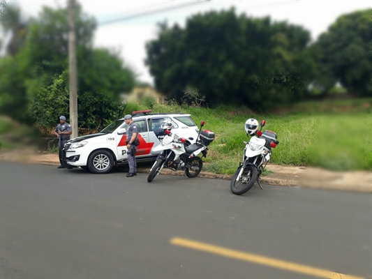 A ocorrência foi atendida pela equipe da ROCAM, com o apoio da Força Tática (Foto: Divulgação/Polícia Militar 