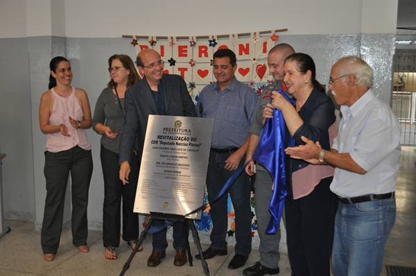 Inauguração do Centro de Educação Municipal “Deputado Narciso Pieroni” ocorreu ontem (Foto: Daniel Castro/A Cidade)