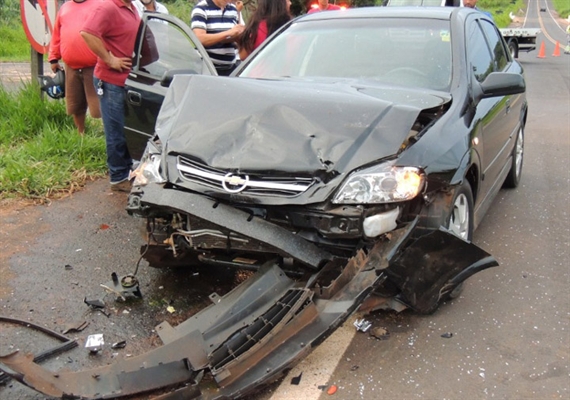 Cinco vítimas de colisão permanecem internadas
