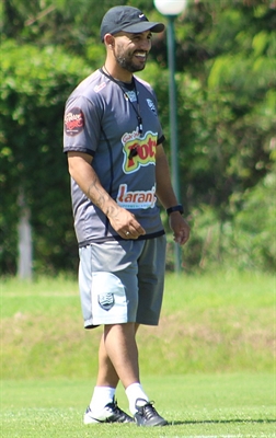 O técnico da Votuporanguense, Rafael Guanaes, espera um jogo bastante difícil hoje (Foto: Rafael Nascimento/CAV)